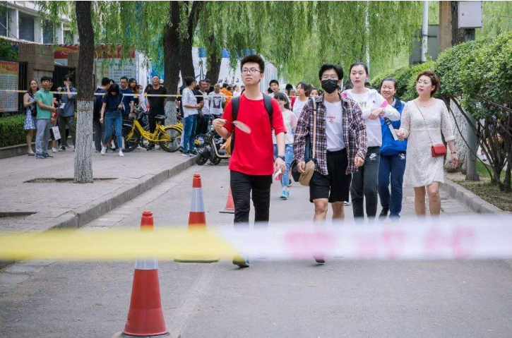 河南|2020河南高考录取分出炉！各批次分数整体上升，考生：我太难啦！