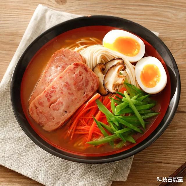 [午餐肉]64年只做猪肉罐头，这个国货品牌颠覆了我的偏见