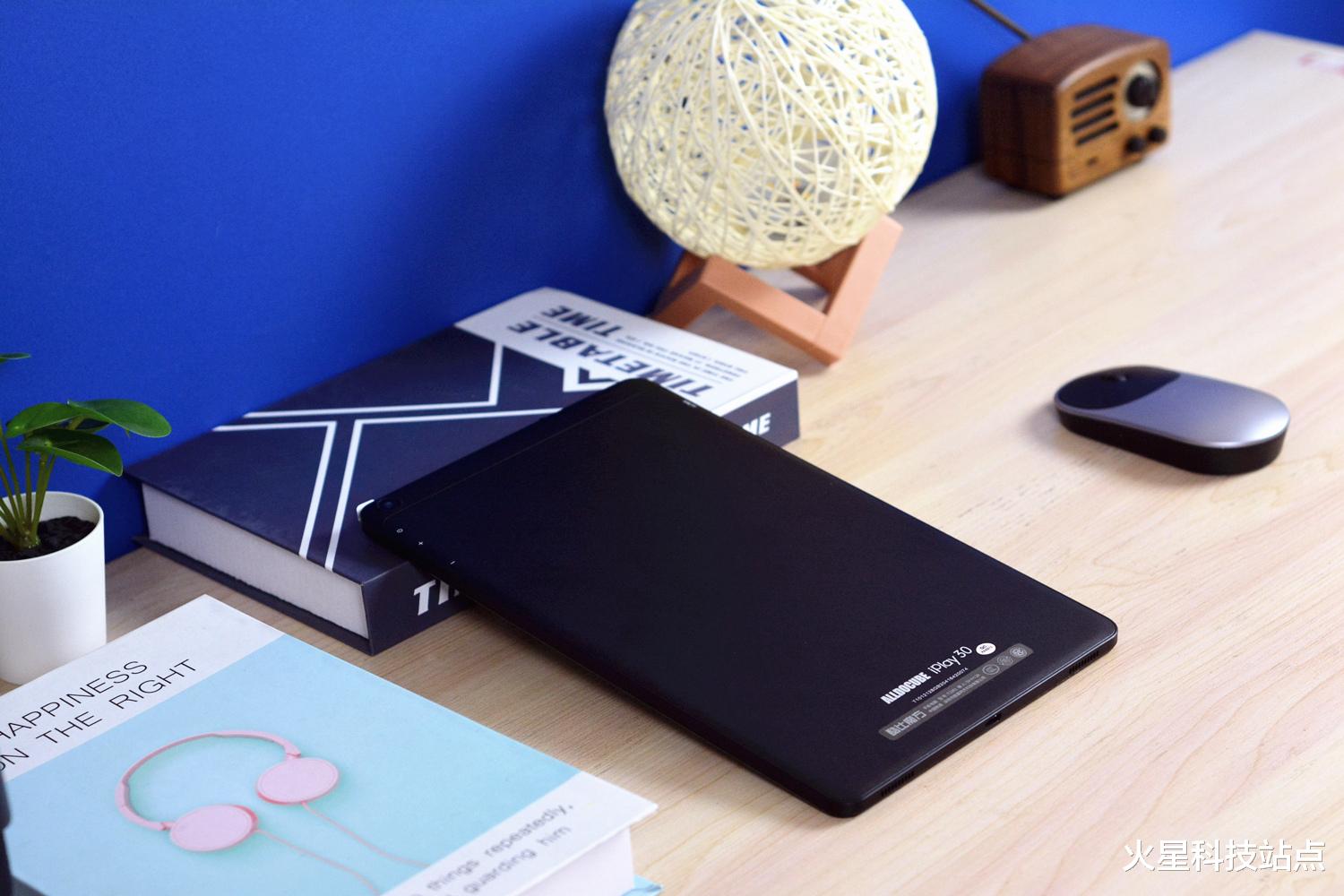 iplay|国产平板真努力：10.5寸新品，7000毫安电池，还支持4G全网通