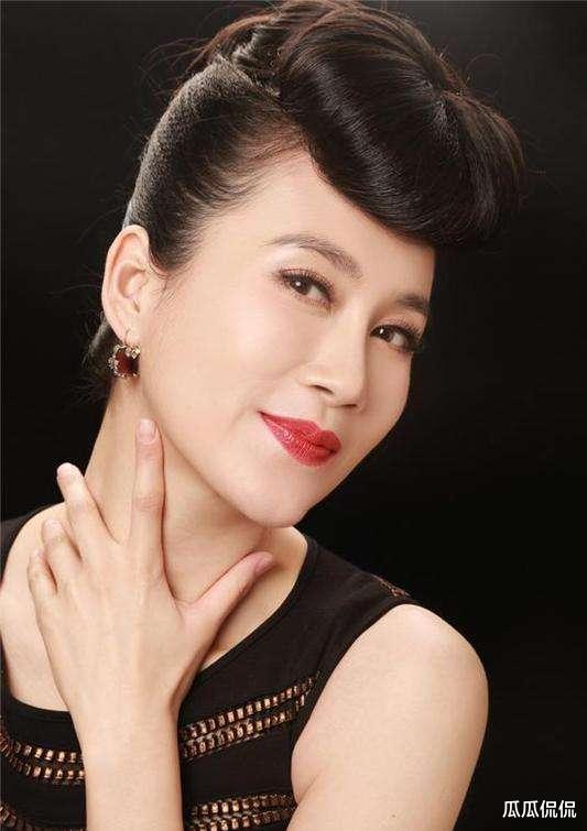温峥嵘|因长得美被骂“红颜祸水”，拍戏吃媚药找感觉，今43岁单身无人娶