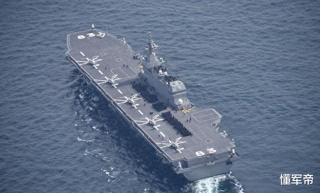 『美军』一夜之间冒出4艘航母，成为世界第二航母大国，成功欺骗美军专家
