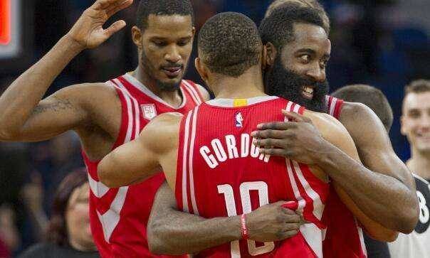 火箭队：火箭刚达成交易，第三巨头马上回归，威少哈登总冠军要来了