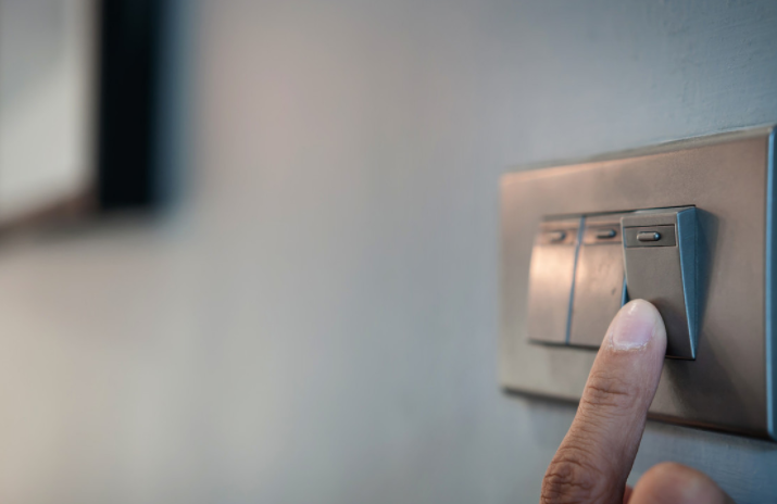 [奶油]糖尿病的人，晚上频繁出现4个“异常”，暗示血糖超标，莫大意！