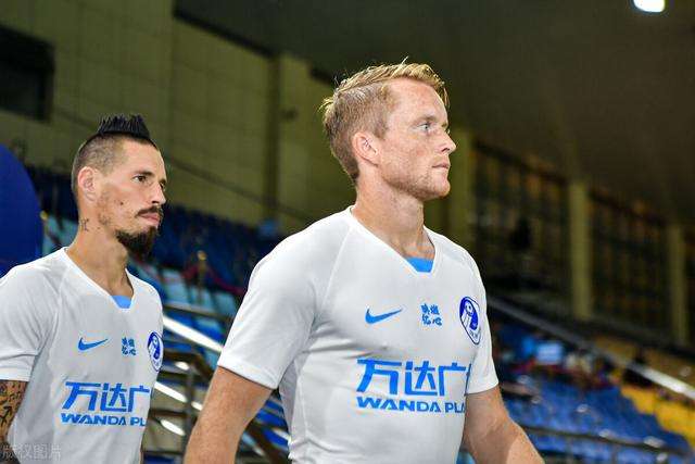 中超|重磅！曝豪门10号队长已加盟中超，迷失英超后狂造88球仍值8890万