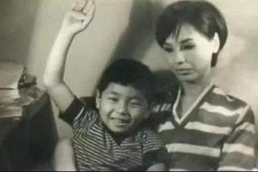 王杰|恶人终有恶报，当年毒害王杰的人，如今穷困潦倒在建筑工地打工