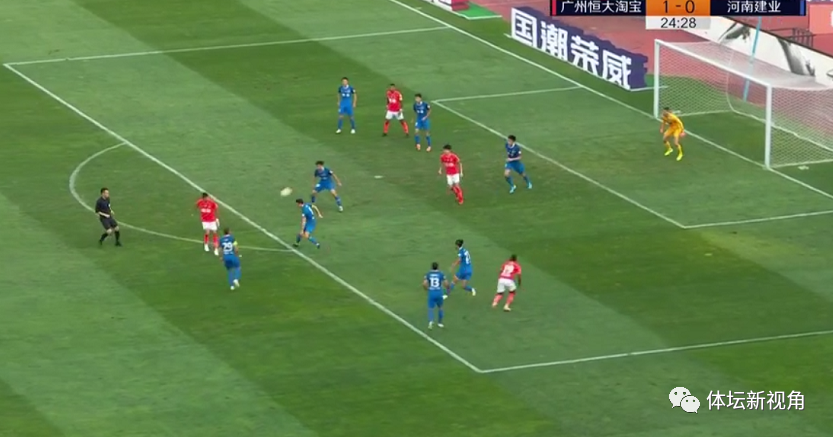 广州恒大|恒大锋线球星踢嗨了，4打8打懵对手防线，保利尼奥轰赛季第九球！