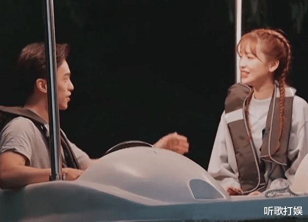 萧亚轩|《女儿们的恋爱》黄皓太幼稚，被萧亚轩吐槽！盛况表白金莎有点甜