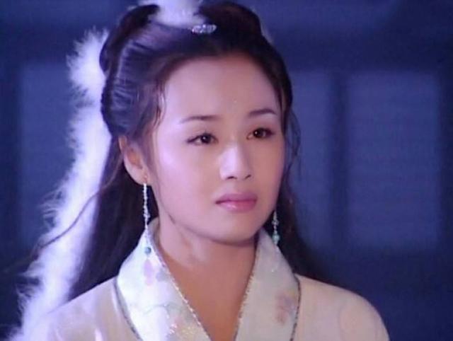 曹颖|当红时下嫁王斑，生儿子1月后被“赶出”家门的曹颖，如今怎样了