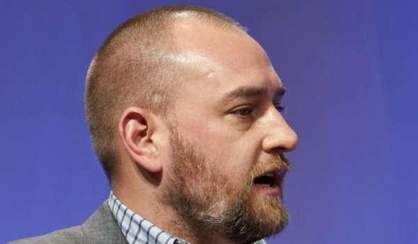 快船队|乱了！火箭离队第二人产生，快船做重要决定，两核心爆内讧