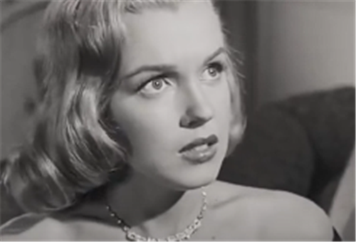 好莱坞|人间天使秀兰·邓波儿：成恋童者的“捕食”对象，揭露好莱坞黑暗