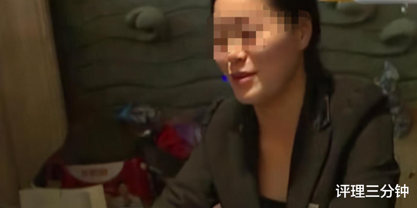 评理三分钟|男子在洗浴中心过夜，被拖进小屋殴打，店家：逃单的我见多了！