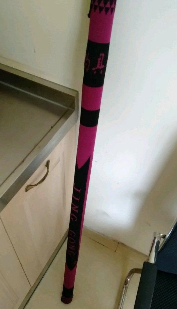 苏州|真正的上班摸鱼!办公室窗户外就是河道,男子上班钓鱼