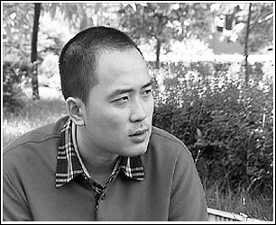 复旦大学:高考钉子户张非,参加四次高考,集全了清华北大复旦的录取通知书