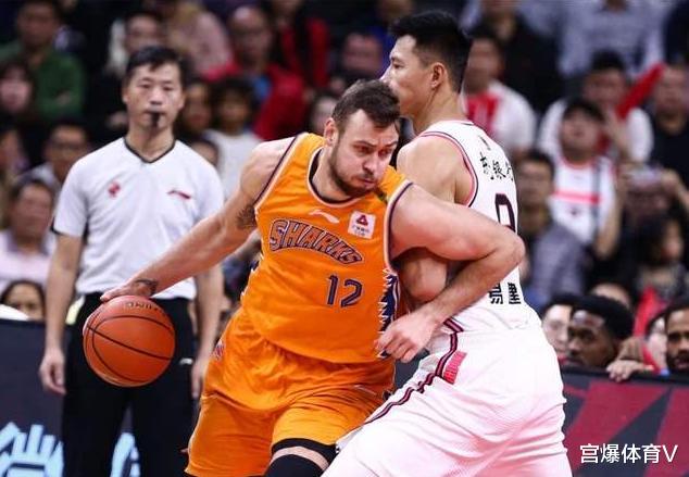 上海男篮：CBA第一大外援正式离队！续约要求被拒绝 恐就此告别中国篮坛