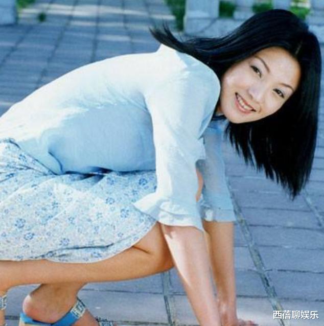 春晚|被逃犯4次捧上春晚，与其同居多年，直到男友被抓才知自己错付了