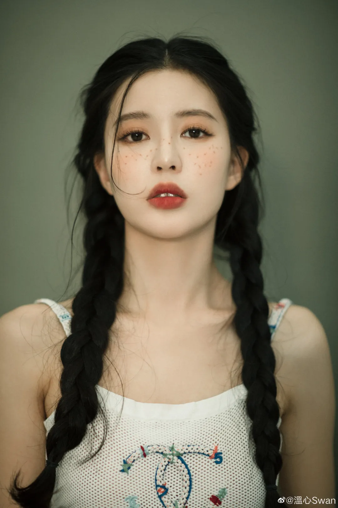 「黄晓明」骚扰韩东君、勾搭黄晓明，她把野心写在脸上？