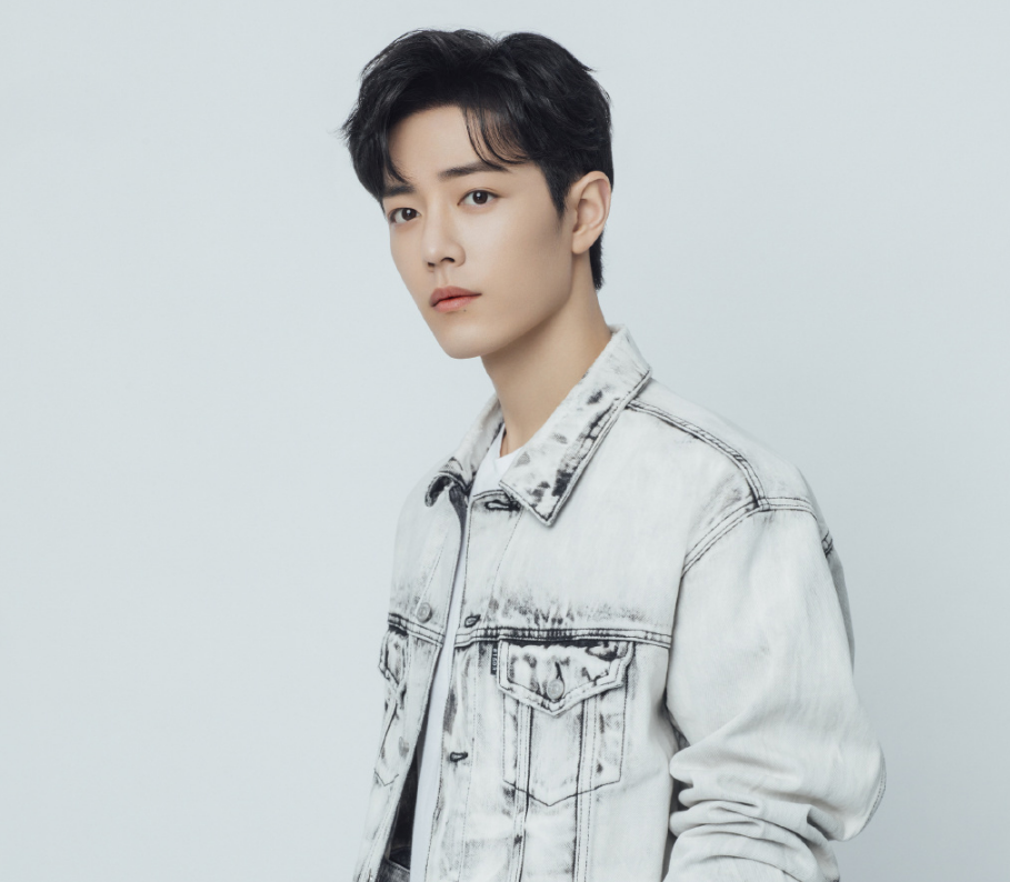 『肖战』影帝邱心志一直默默挺肖战，特别关注点赞动态，曾发现自己的影子