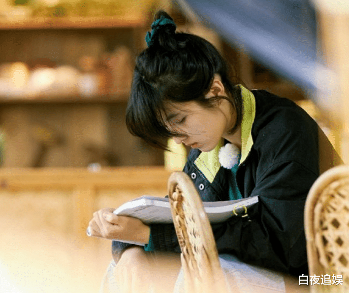 段奥娟：19岁段奥娟又一次错过高考，公司公开发声明，粉丝却都难以接受