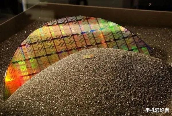 台积电▲ASML突然宣布在无锡建厂，台积电或后悔140亿美元美国建厂断供华为