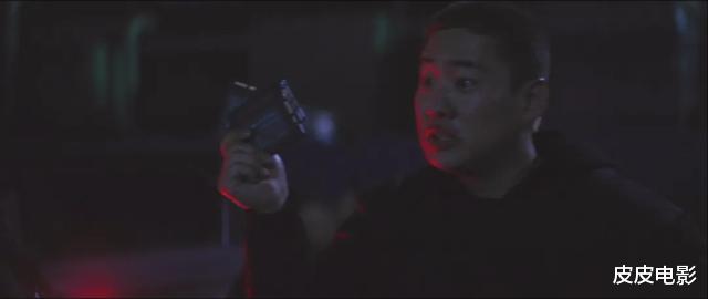 李帝勋■韩国人又破了我们想象的尺度，这部电影里这个贫富悬殊的世界，令我咋舌