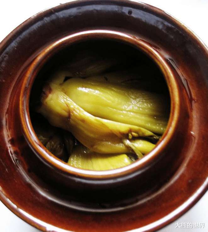 酸菜|腌酸菜，放盐是大错！教你老方法，3天就腌好，1年不坏，比买的香