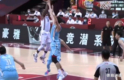 韩德君|韩德君35+20数据，还不够资格进国家队吗？