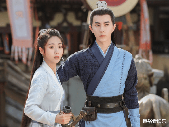 邢菲|邢菲终于要霸屏了？接连官宣4部新剧，男主个个都是当红男神