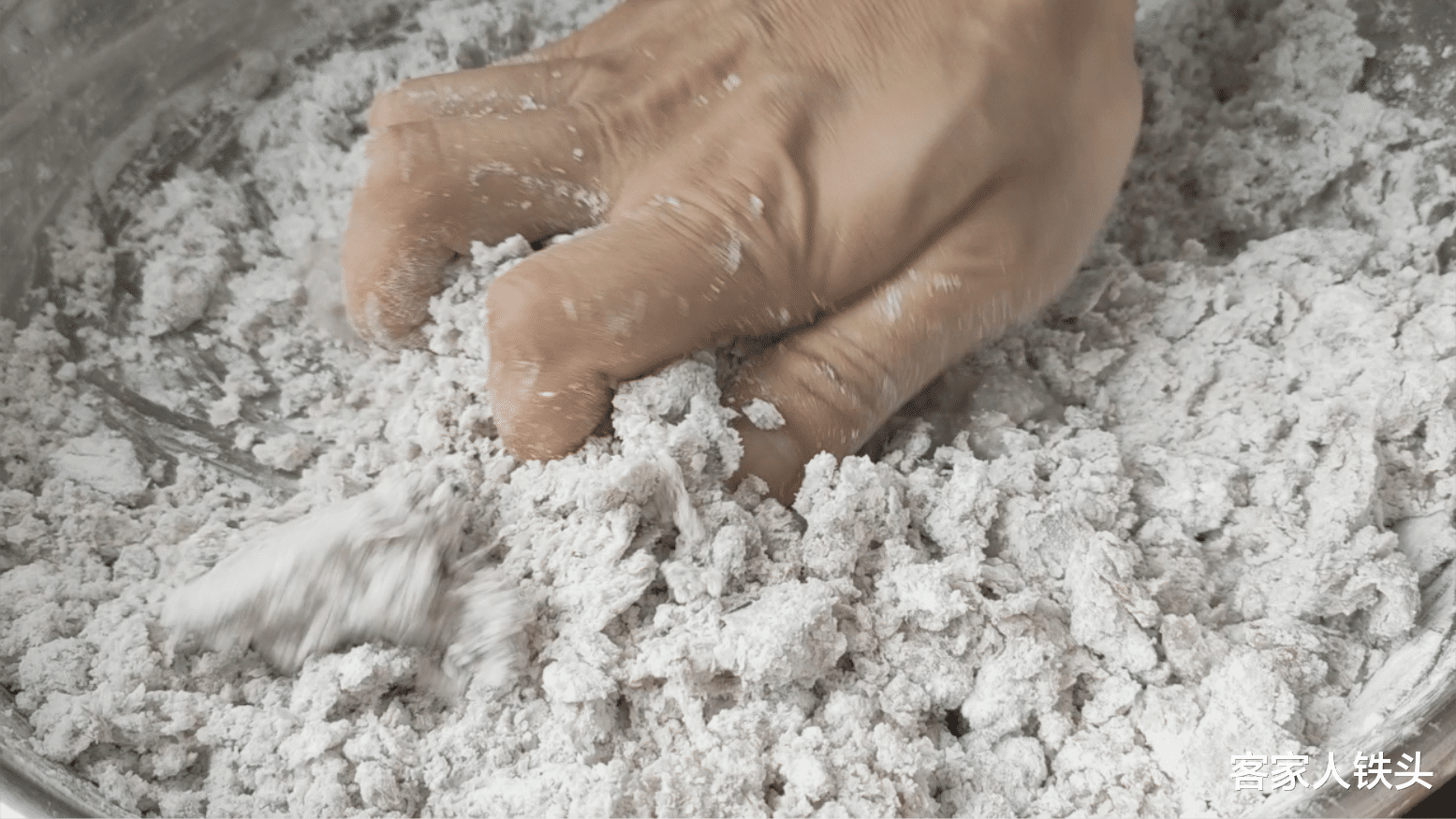 芋头|广东茶楼12元3个的芋头包，教你在家做便宜好吃，连吃5个还想吃