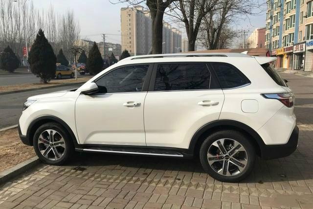 「智跑」又一合资SUV卖白菜价！省油开不坏，跌至10.49万，30天卖8970辆