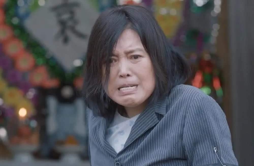 「孙红雷」她凭“潘贵雨”再度爆红，曾是孙红雷女友，自爆2次婚姻，4次流产