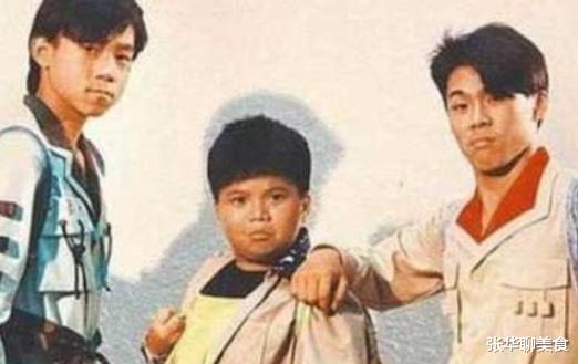 童星|12岁爆红17岁入狱, 戴脚铐为父奔丧, 今成破亿票房导演, 他凭啥逆袭