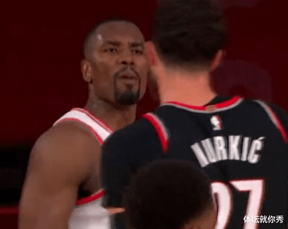 伊巴卡|输球又输人!6人火爆冲突,要不是裁判拉住,2米13大中锋要挨打了