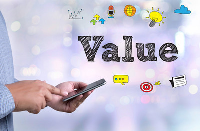 ▲为什么在职场上总是“小人得志”？难道领导瞎吗？