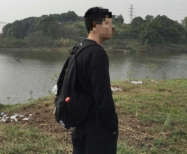 「」17岁天才少年跳楼身亡,留下遗言:没有比我更卑劣下贱的可怜虫了