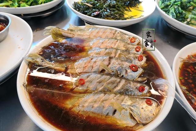 排骨|丈母娘来做客，媳妇做“9大碗”，网友调侃：规格挺高，菜真磕碜