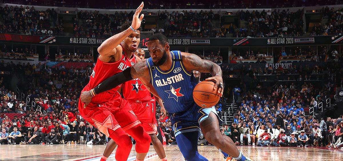 迈克尔·乔丹|乔丹13次全明星得了262分,科比15年得了190分,16次的詹姆斯呢?