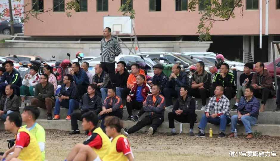 「中超」21岁被朱广沪提到深足一线队还获中超元年冠军,现为乡镇队队长