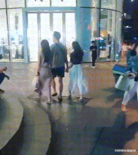 教练|“女友是个教练，工作服都是量身定制的，怪不得一节课那么贵”，哈哈哈哈！