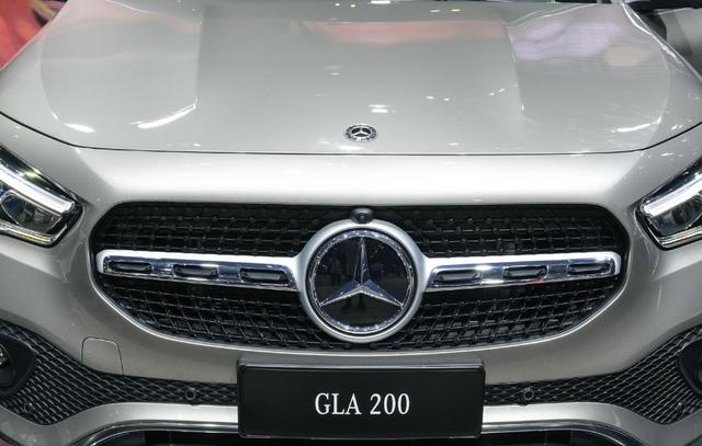 奔驰|奔驰:质量不质量的,推18款新车不香么?