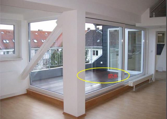 阳光房|攒了3年钱重装农村老房，老爸4步盖了个阁楼，装上玻璃就像阳光房