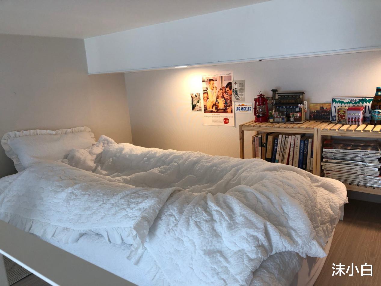 【】一个人的33平！一进门就是1㎡厨房，卧室悬在半空中，太精致了