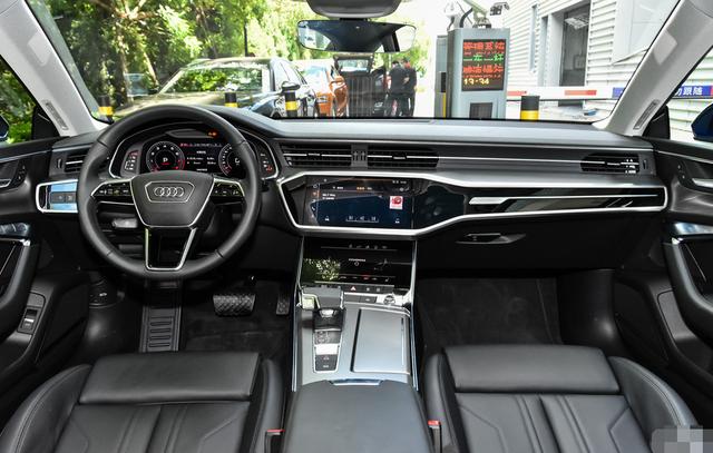 宝马5系▲5.3秒破百!奥迪A7直降5.64万,宝马5系买早了