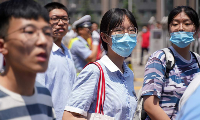 蓝盈莹|四所985大学里的王牌专业，考上就等于拥有金饭碗，企业抢着要