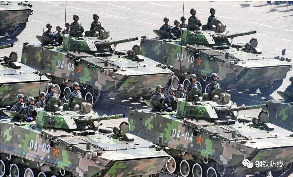 印度▲不给印度一丝幻想，99A坦克等大批武器挺近中印边境