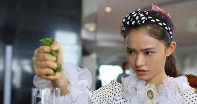 巩俐|巩俐后悔“辜负”周星驰，非让替身去演这段，结果替身成了经典