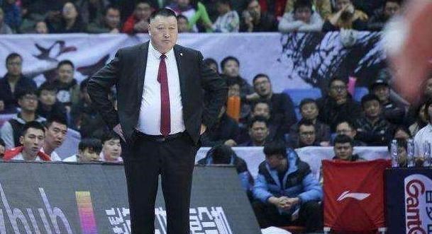 #深圳男篮#CBA总冠军教练正式出山!重返老东家执教 未来让人期待