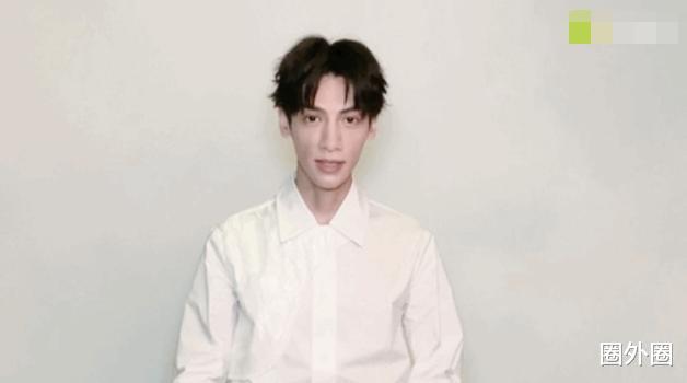 朱一龙|朱一龙面部凹陷，罗云熙瘦成“难民”，明星对自己“下手”太狠了