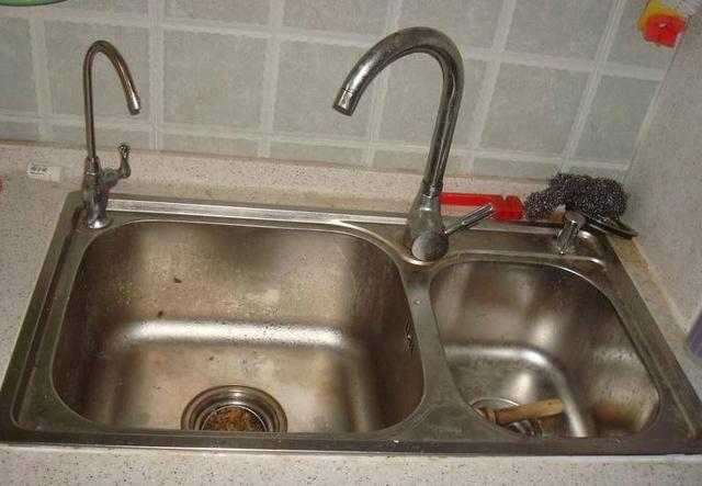 |厨房水槽设置有讲究，想要使用顺心，装修万万不可忽视