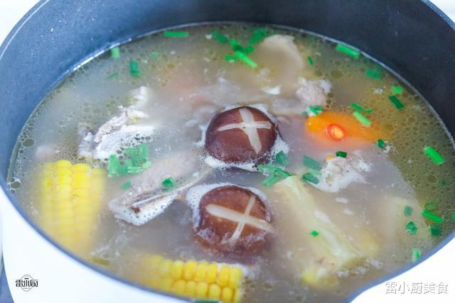 食材|入秋后多喝这道汤，颜色丰富，用料简单味道足，孩子爱喝身体棒