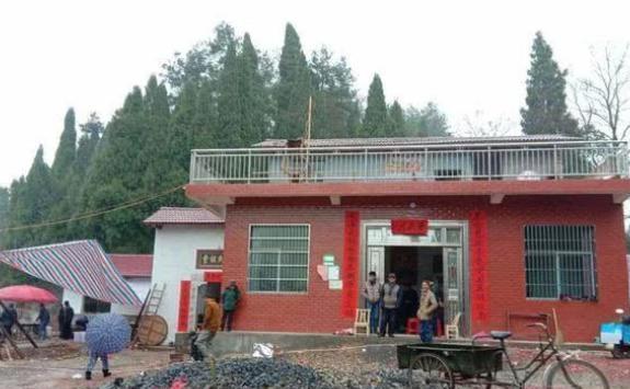 复旦大学|她曾是全村的希望，高考以692分考入名牌大学，如今竟变成这样